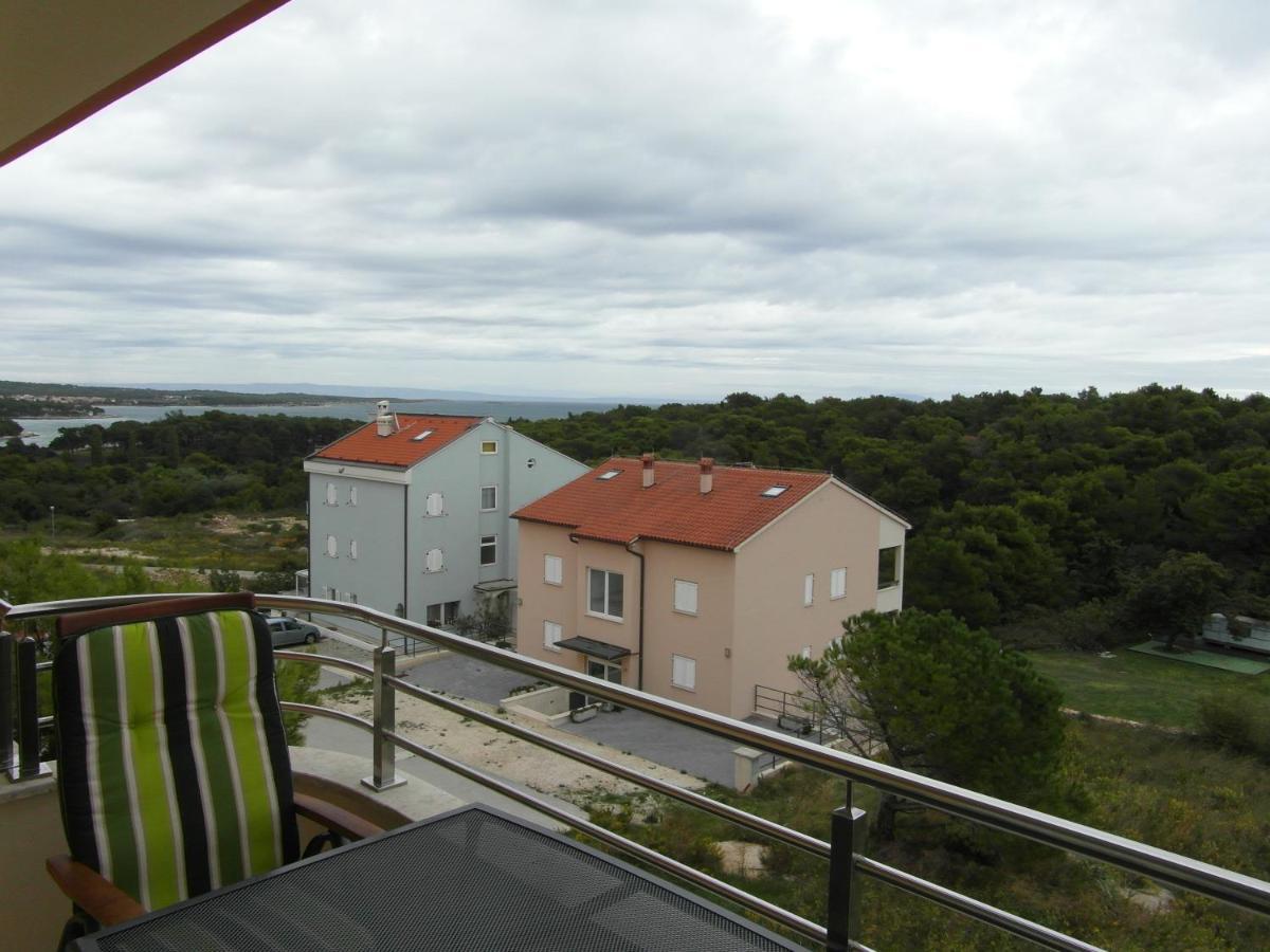 Bentley - Sea-View - 2 Bedroom Apartment Premantura Εξωτερικό φωτογραφία
