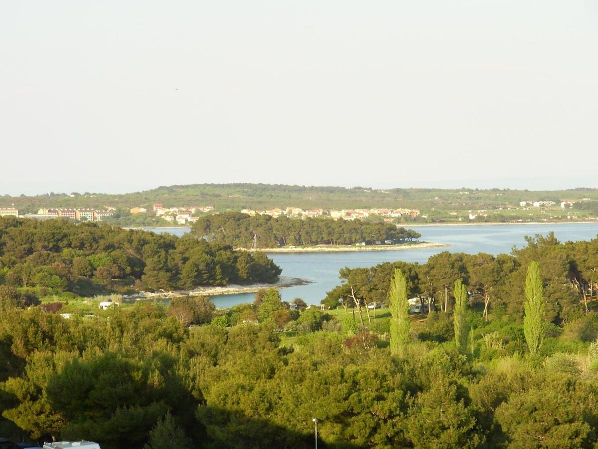 Bentley - Sea-View - 2 Bedroom Apartment Premantura Εξωτερικό φωτογραφία