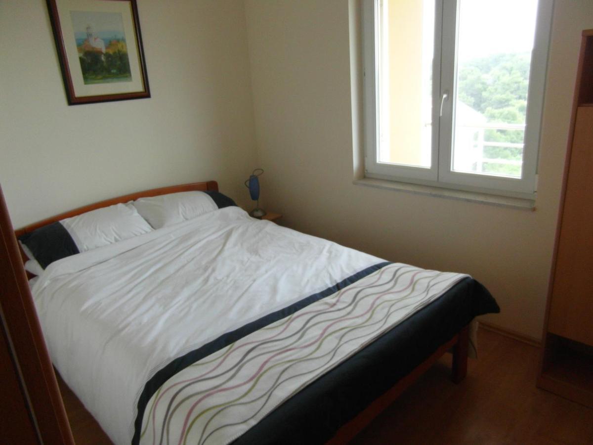 Bentley - Sea-View - 2 Bedroom Apartment Premantura Εξωτερικό φωτογραφία