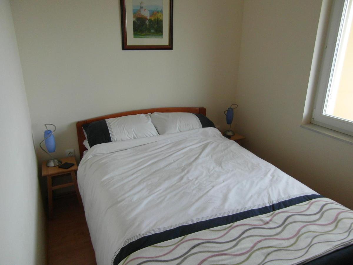 Bentley - Sea-View - 2 Bedroom Apartment Premantura Εξωτερικό φωτογραφία