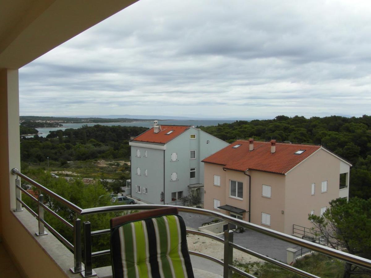 Bentley - Sea-View - 2 Bedroom Apartment Premantura Εξωτερικό φωτογραφία